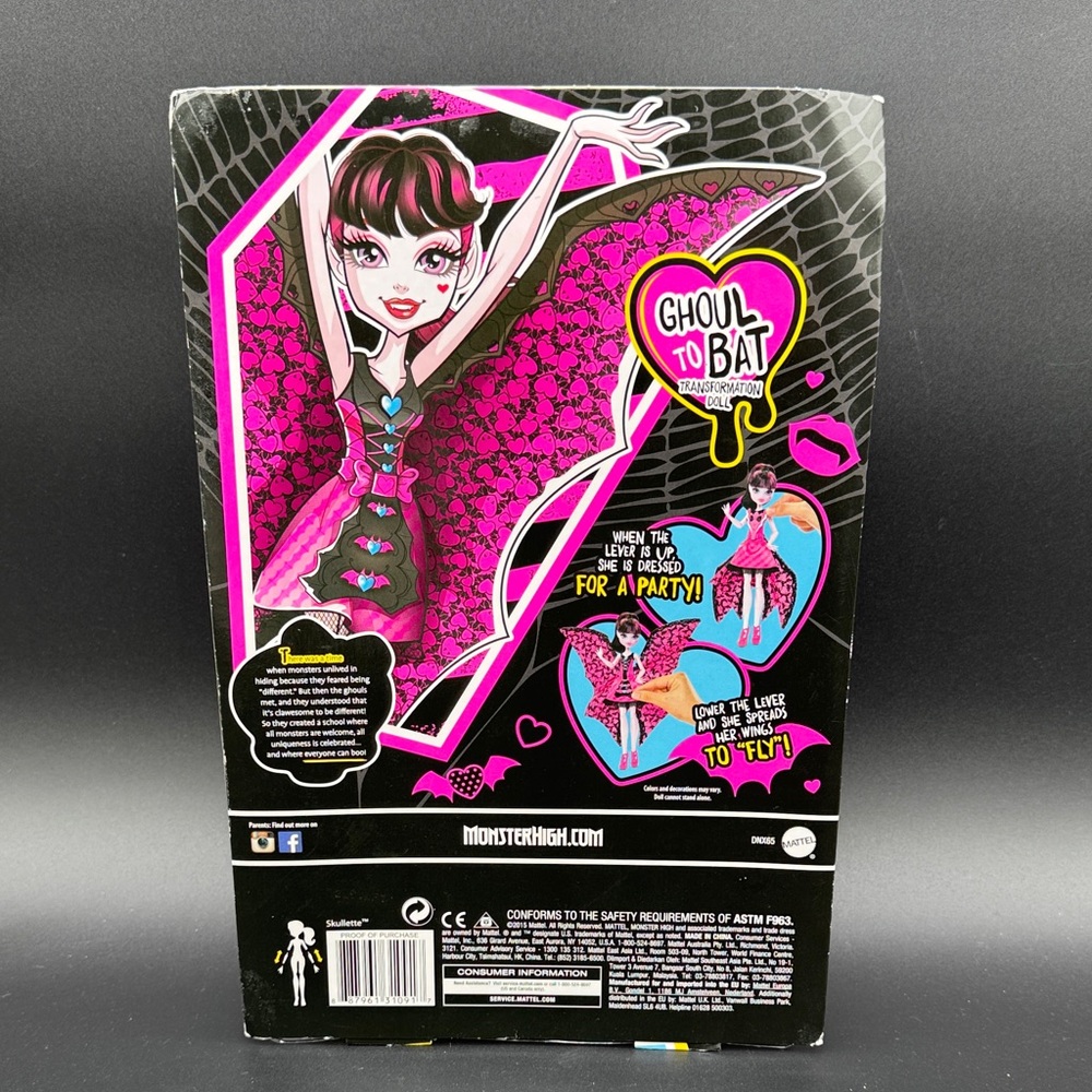 Monster High Ghoul to Bat Doll with Pink and Black Outfit Mattel 2015 NIB - Picture 2 of 8